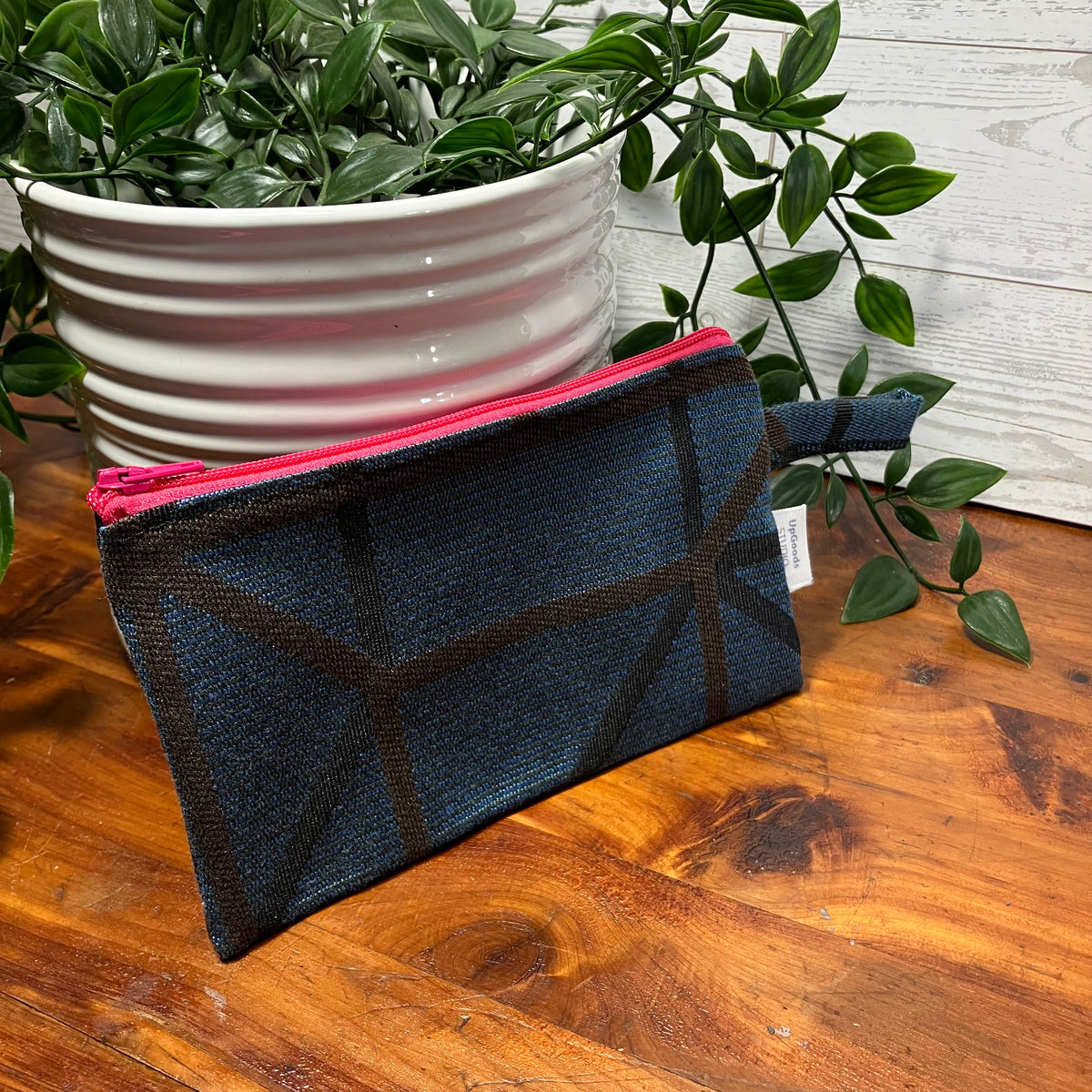 MINA Zippered Pouch - Geometric Box and Lines