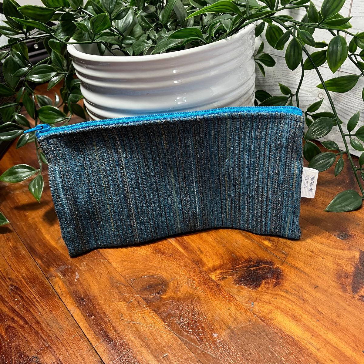 MINA Zippered Pouch - Vertical Stripes