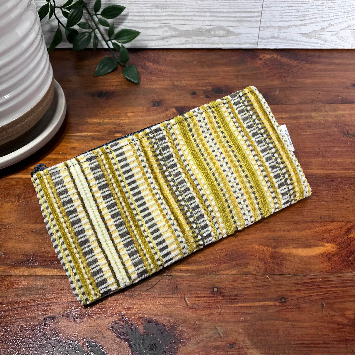 MINA Zippered Pouch - Fuzzy Striped
