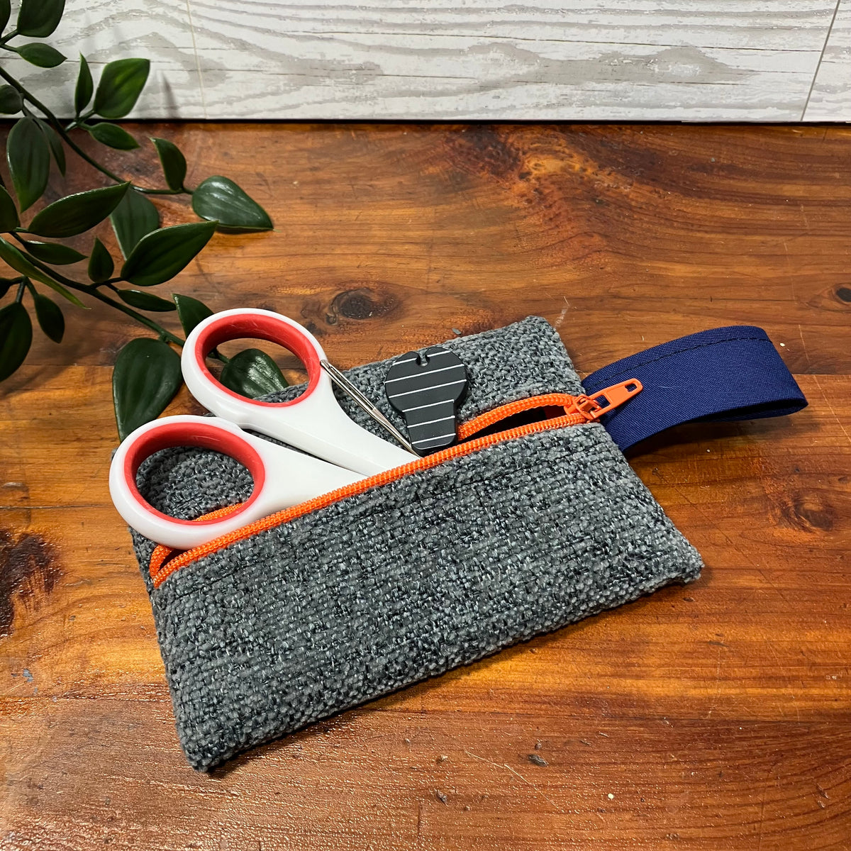 Mini MINA Zip Wallet - Gray