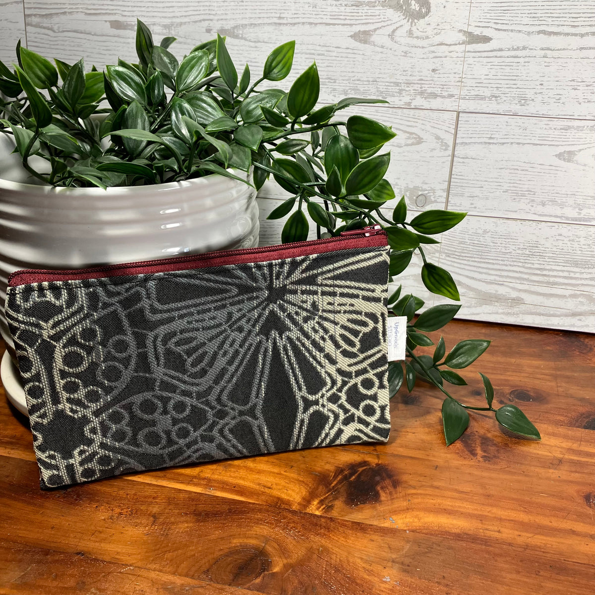 MINA Zippered Pouch - Geometric Floral