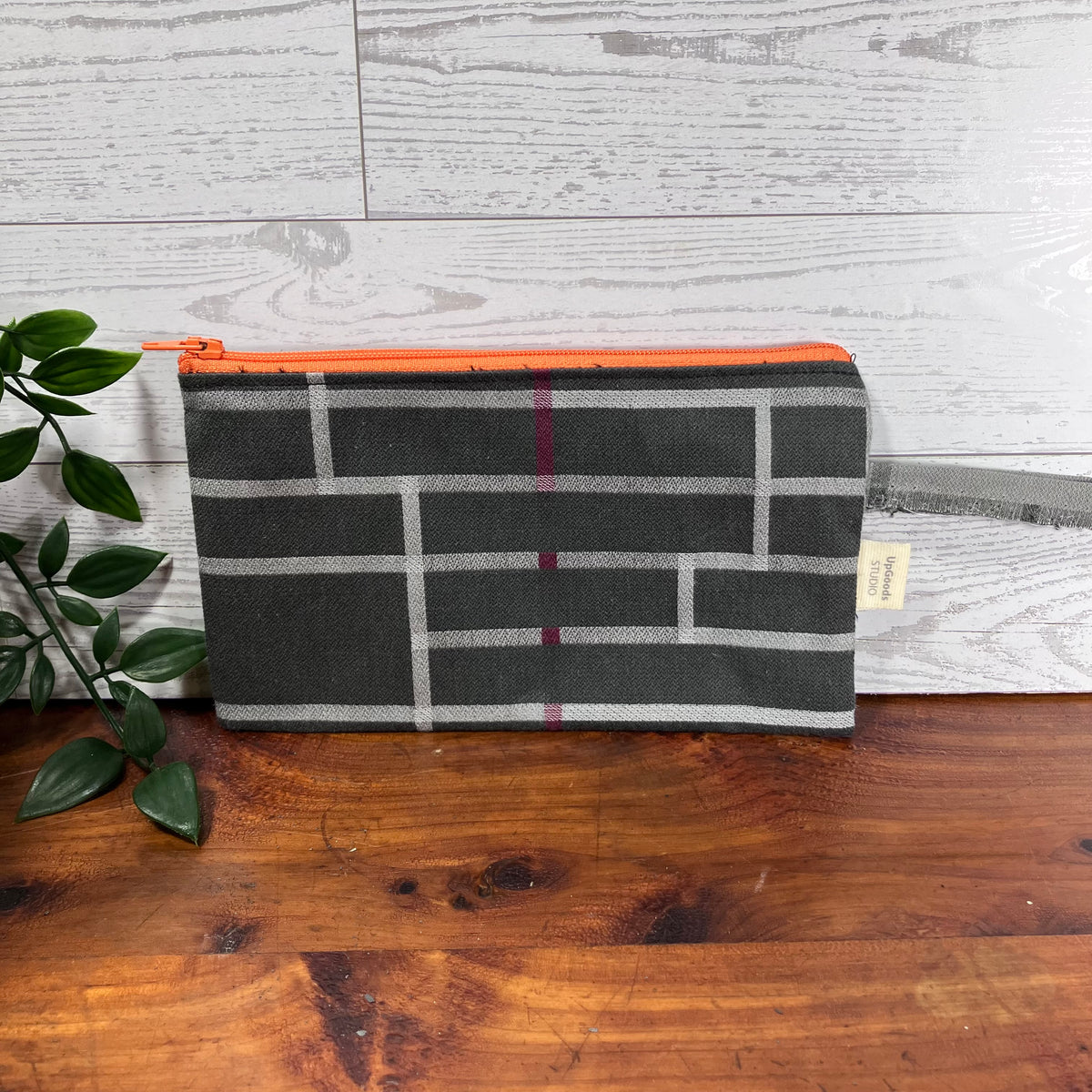 MINA Zippered Pouch - Gray Striped