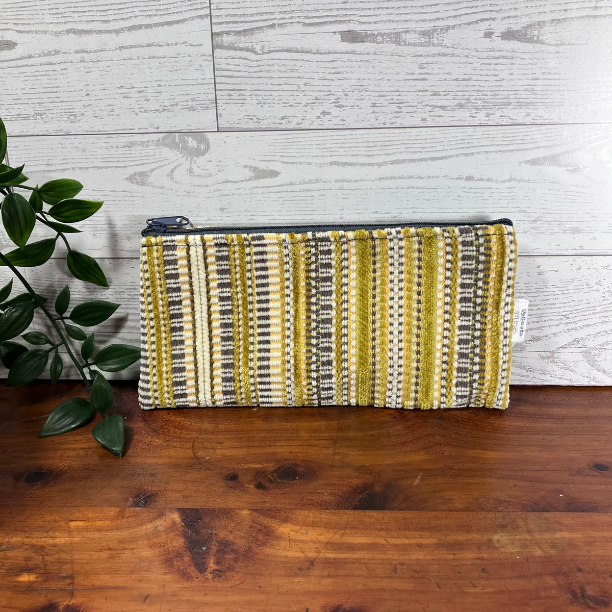 MINA Zippered Pouch - Fuzzy Striped