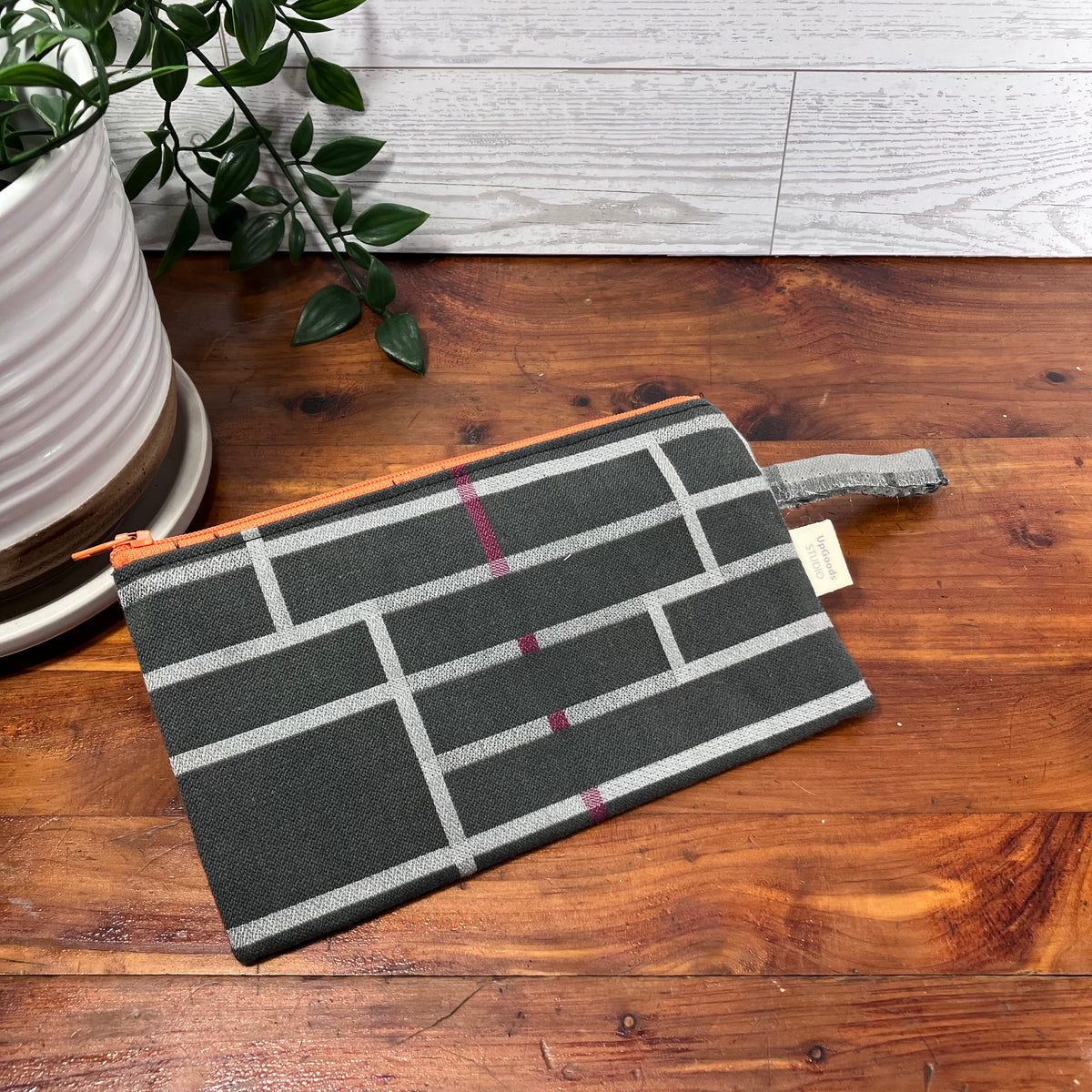 MINA Zippered Pouch - Gray Striped