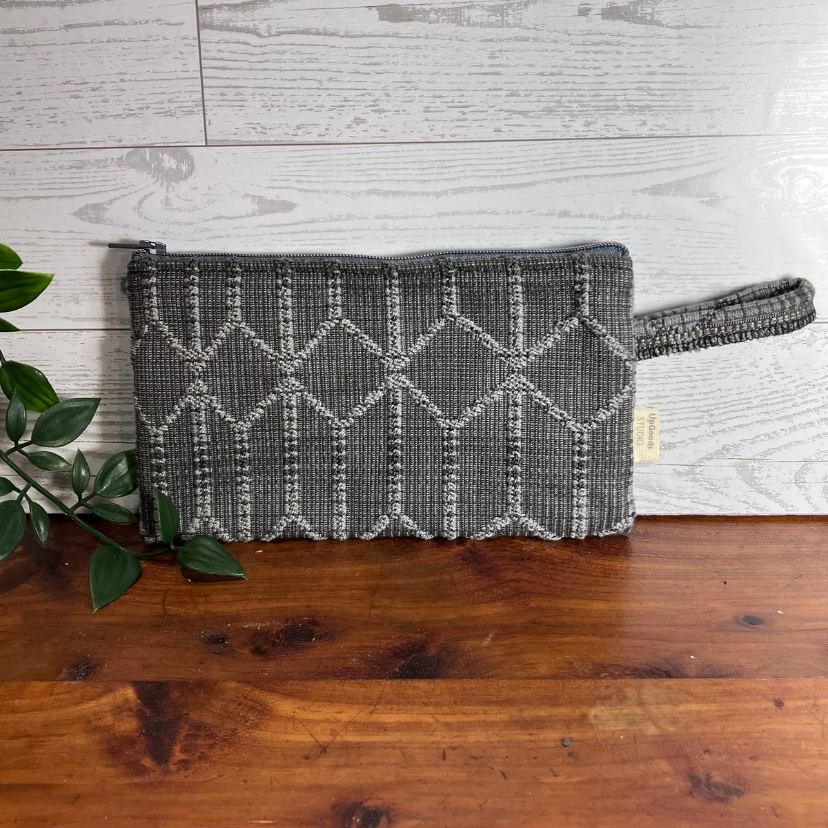 MINA Zippered Pouch - Gray Geometric