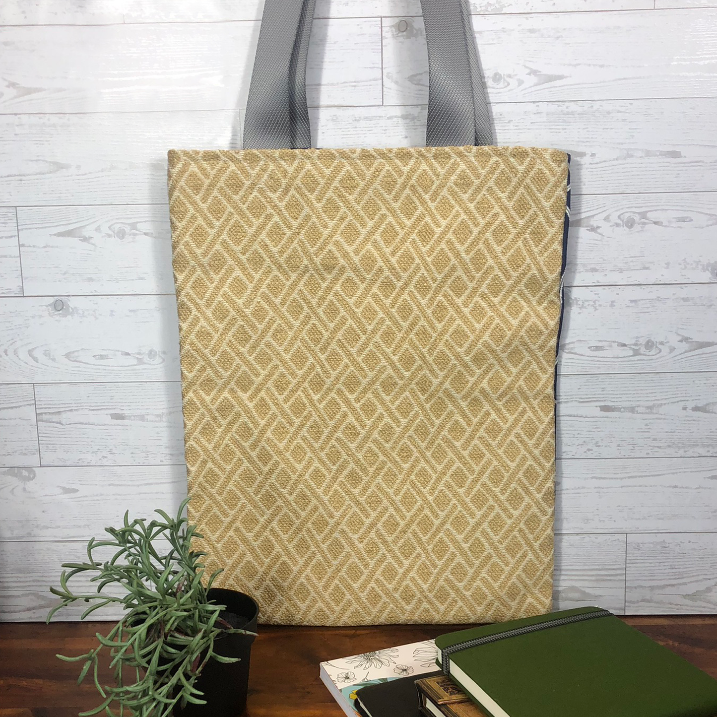 MINA Tote Bag - Gold Diamond/Navy Branch