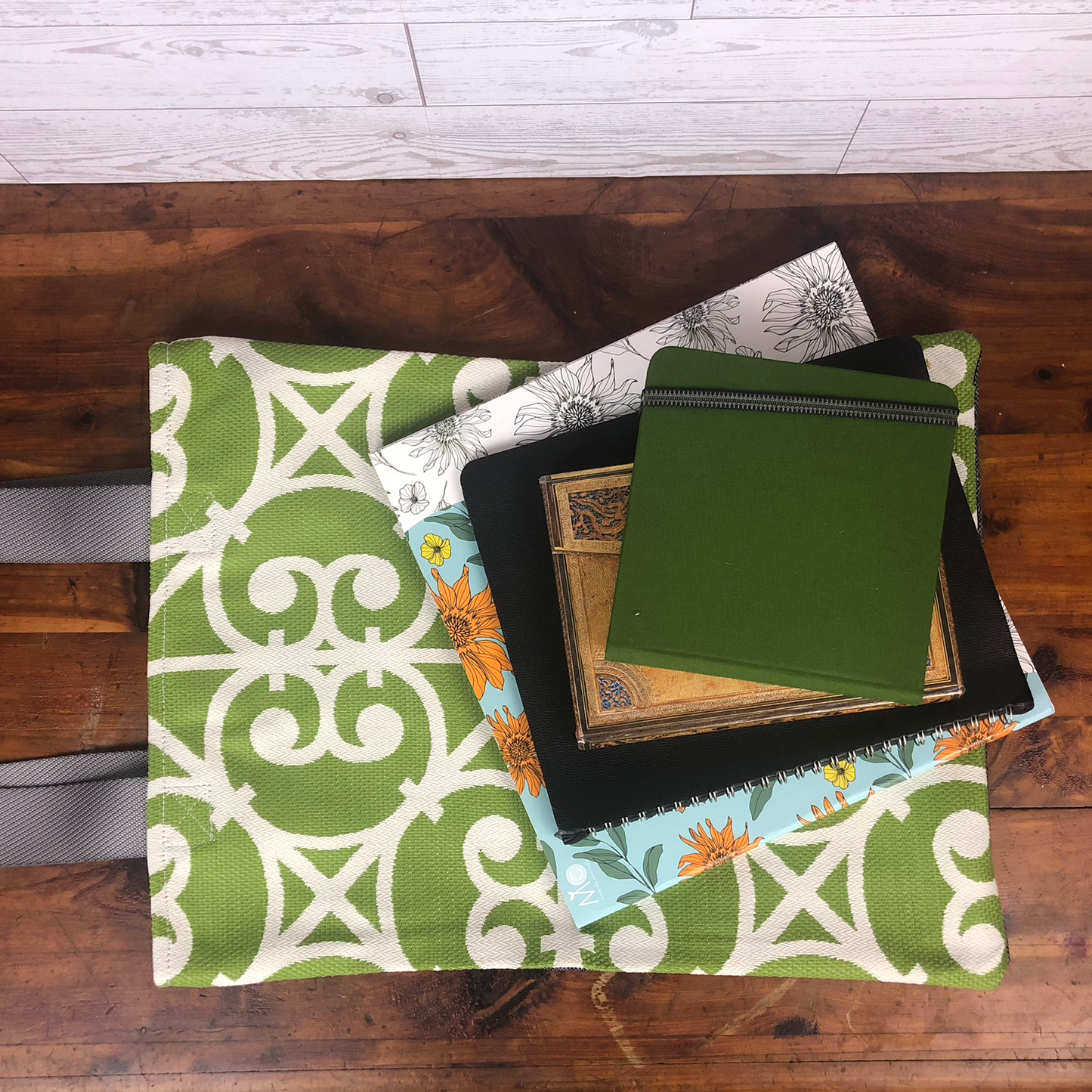 MINA Tote Bag - Green Geometric/Heathered Gray